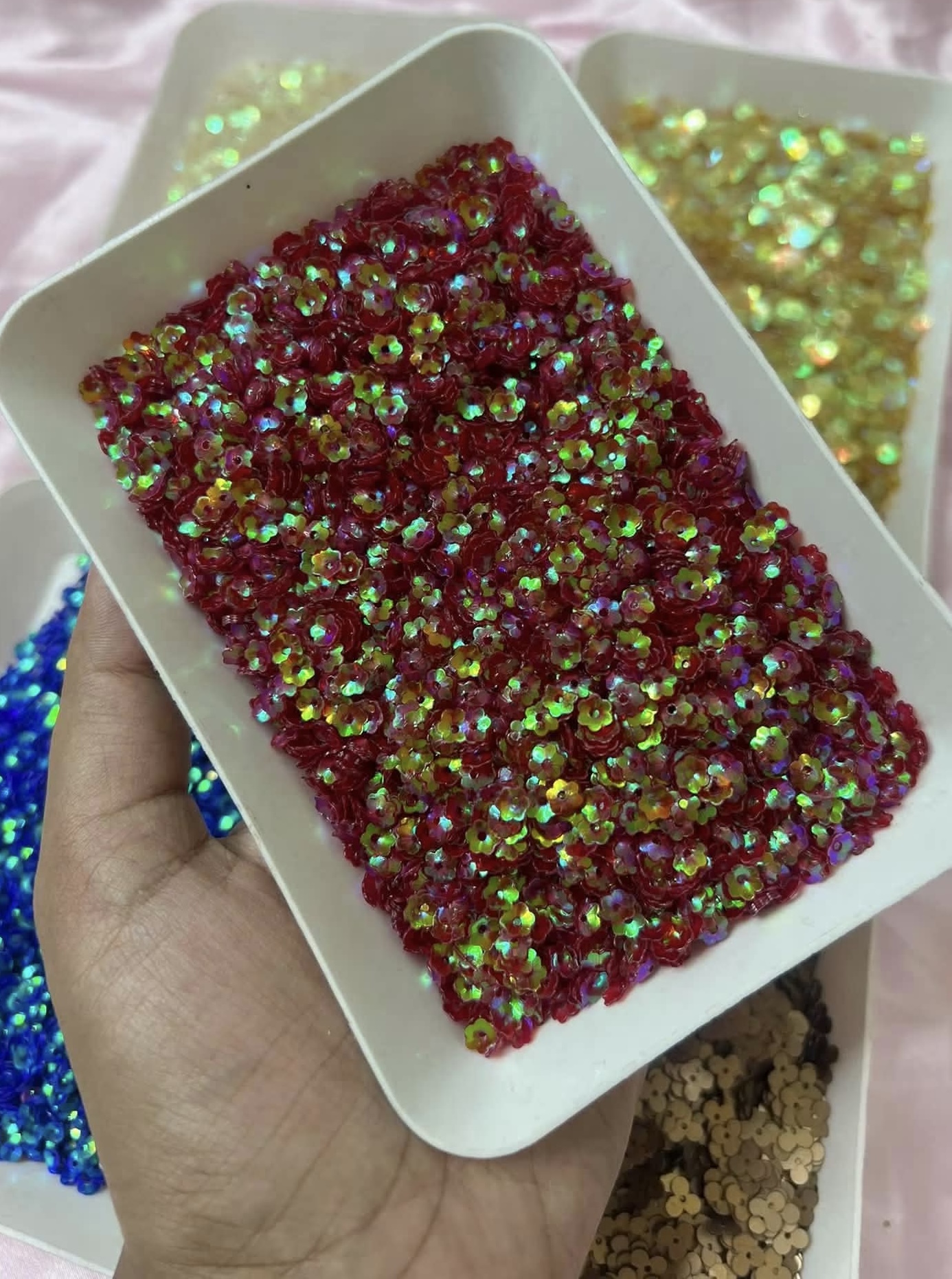 Chumki ful red