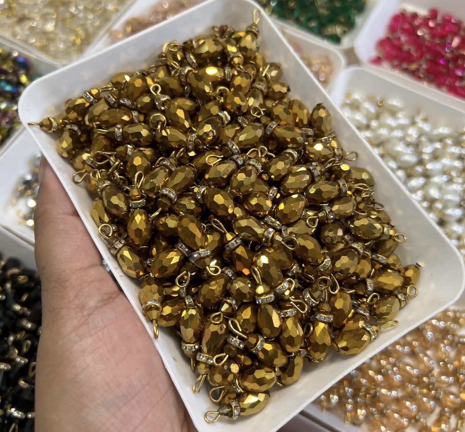 Crystal Tarsel mate golden  10 pcs