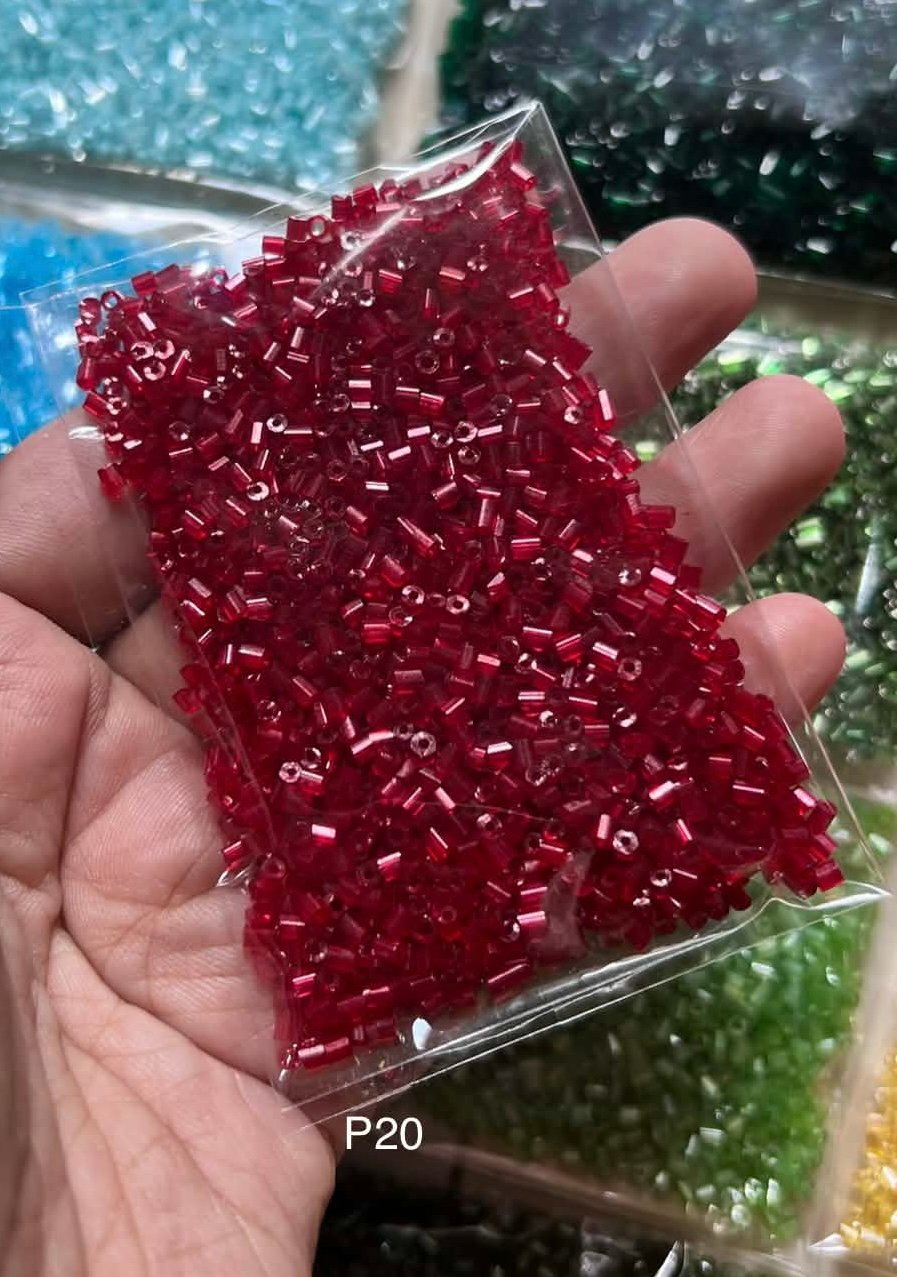 Maroon pipe P20