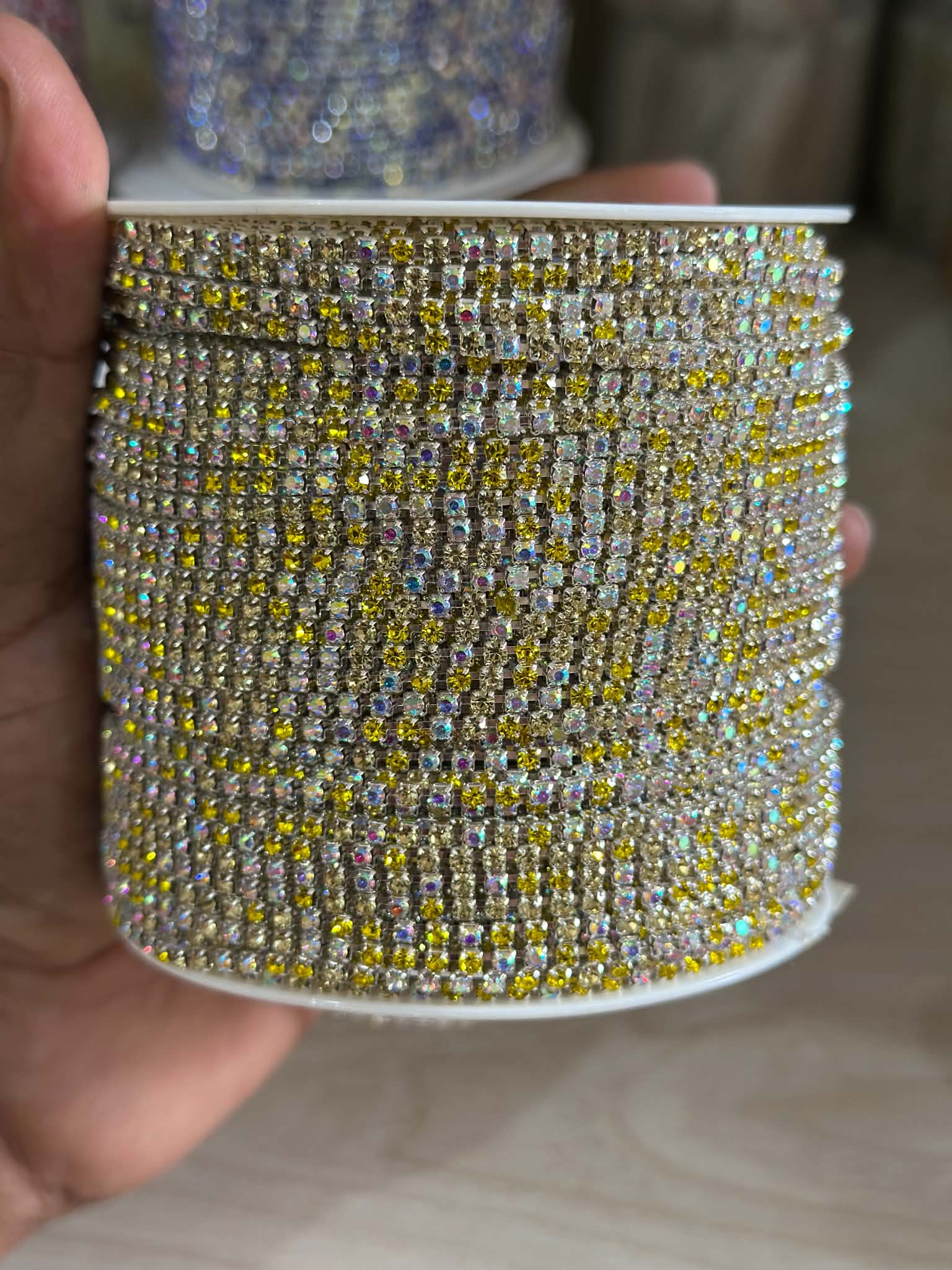 Stone chain multi yellow