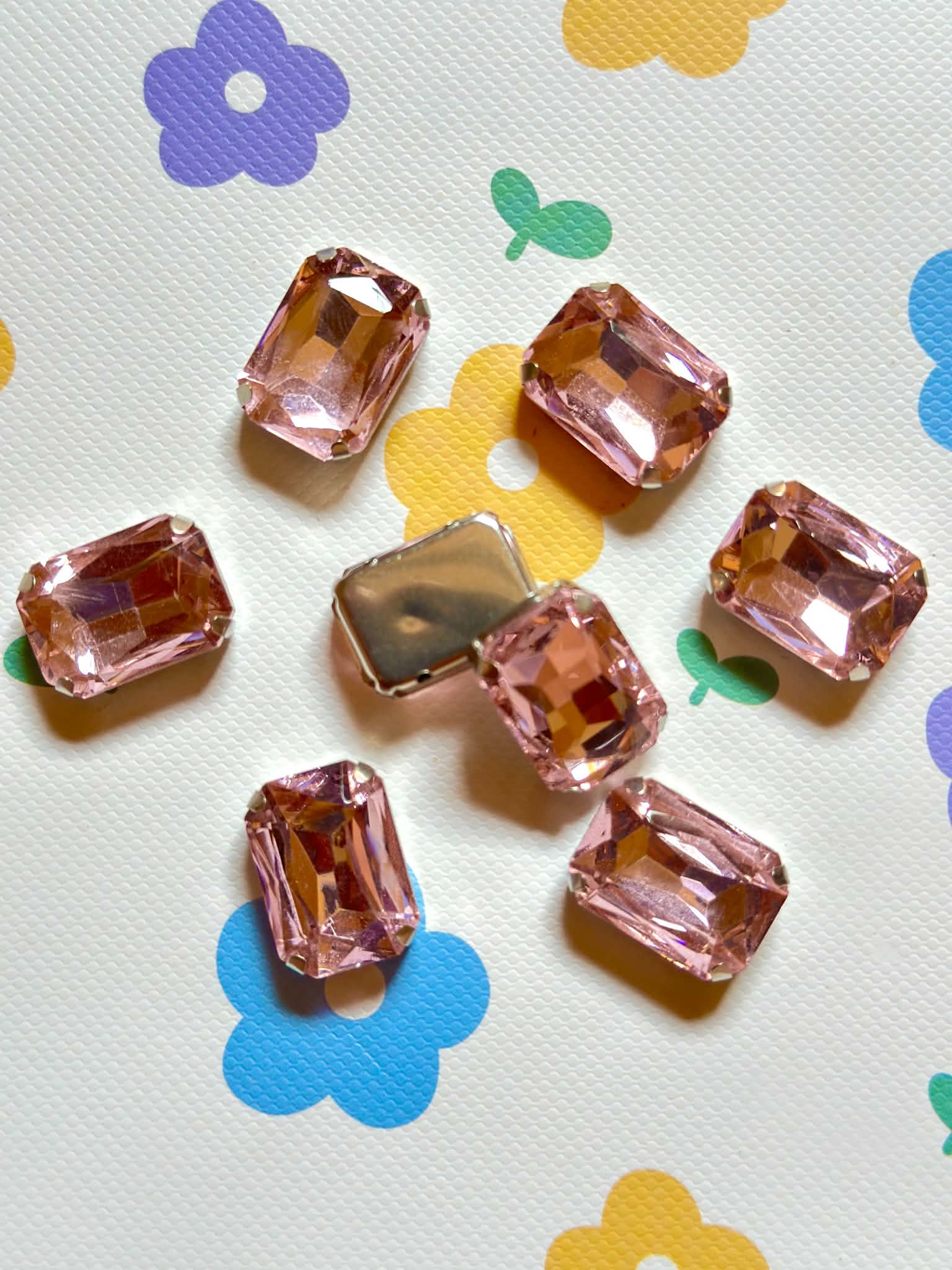 Stone Pink 1 pcs